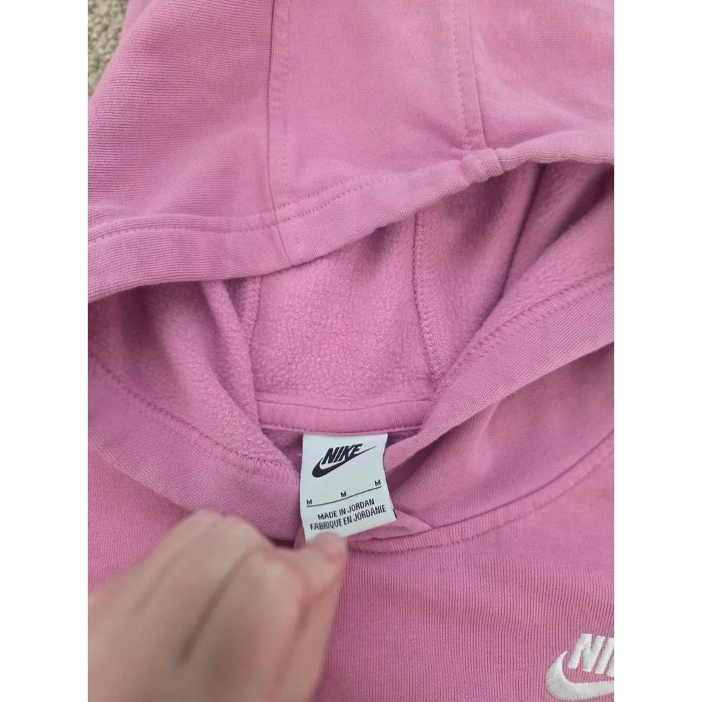 Nike girls hoodie size medium